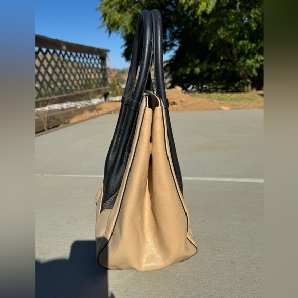 Pour La Victoire PLV BUTLER stingray embossed black nude leather tote purse - Picture 5 of 8